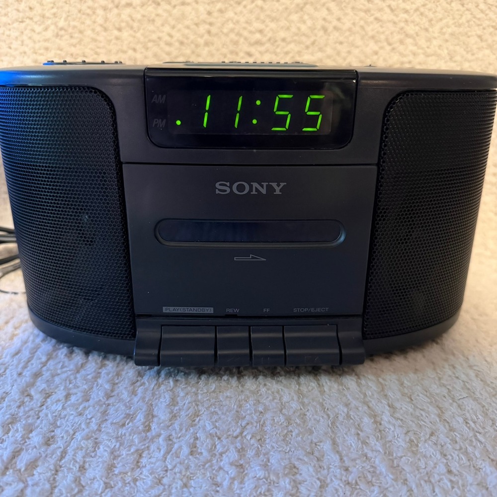 Sony Dream Machine ICF-CS650 AM FM Clock Radio Cassette Player Vintage‎ WORKS
